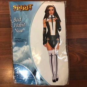Nun costume